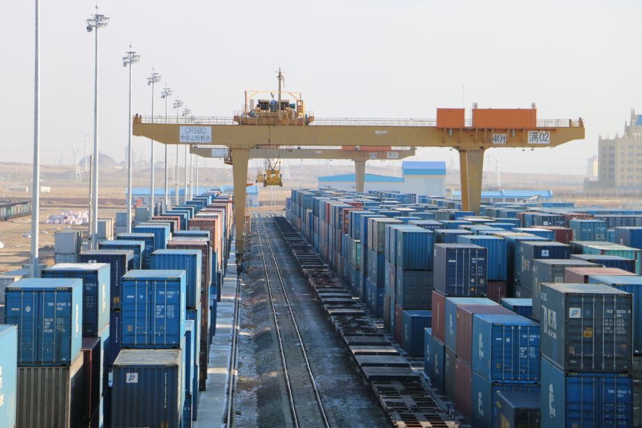 滿洲里口岸中歐班列突破3000列 日用品貿(mào)易的強(qiáng)勁引擎與區(qū)域經(jīng)濟(jì)新動力